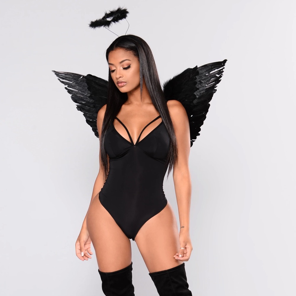 Nova Angel Accessory 2 Piece Set Black